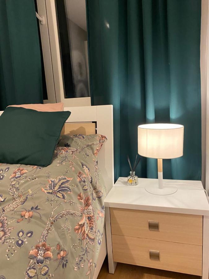 Airport Green Apartment Kl21 - Air Condition & Free Parking Варшава Екстер'єр фото