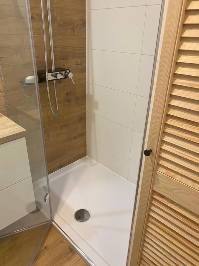 Airport Green Apartment Kl21 - Air Condition & Free Parking Варшава Екстер'єр фото